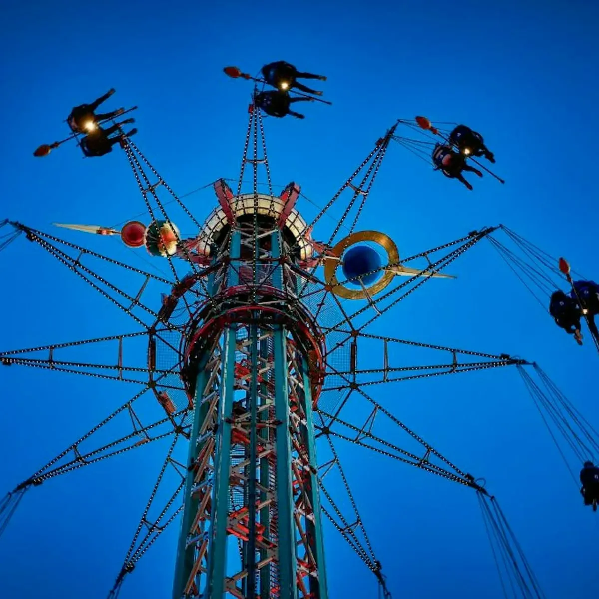 Tivoli gardens star flyer